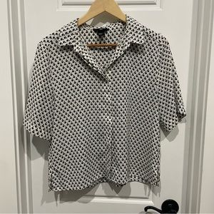 H&M short sleeved, patterned shirt